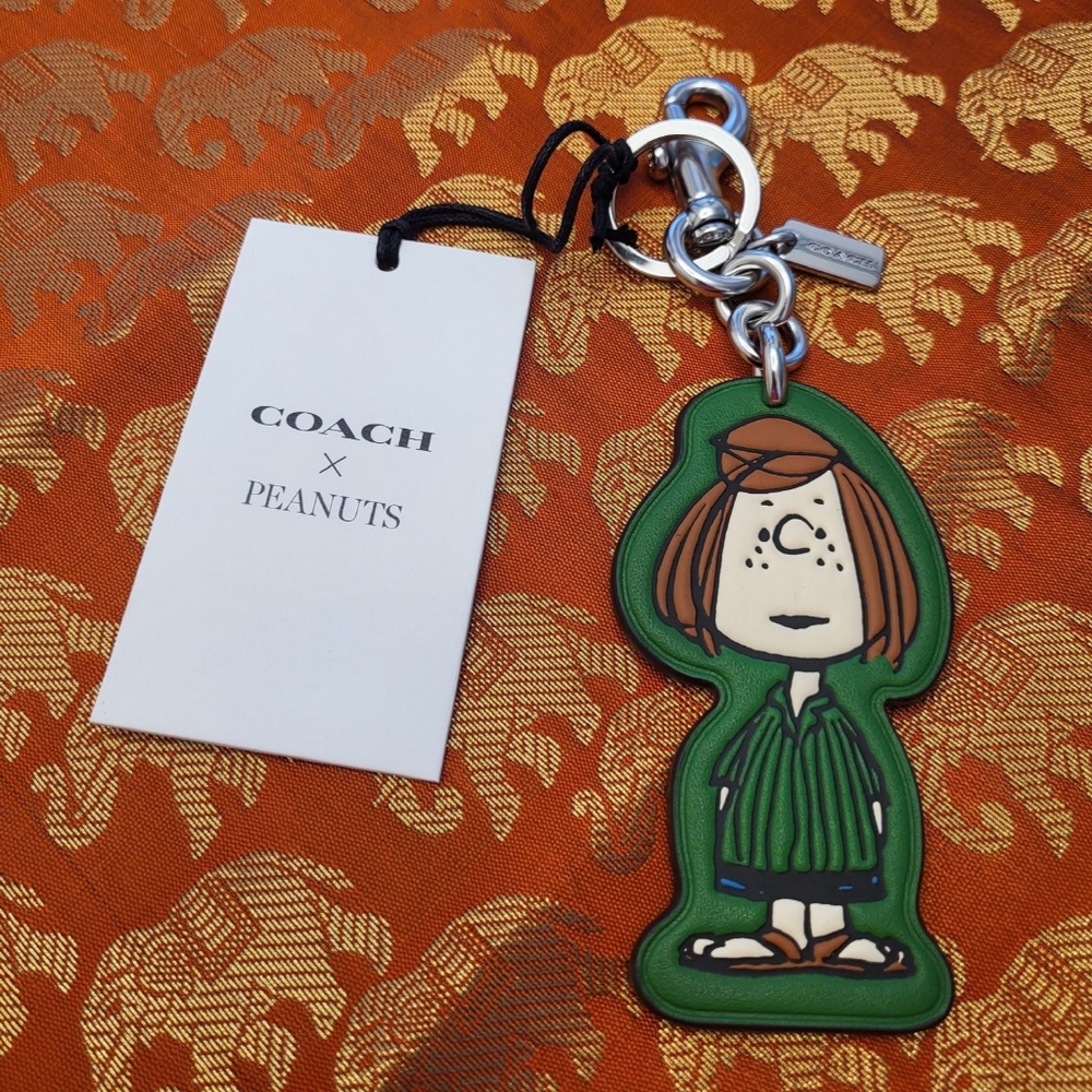 Coach Peanuts (SNOOPY) Classic Peppermint Patty Keychain / Bag Charm - Picture 2 of 7